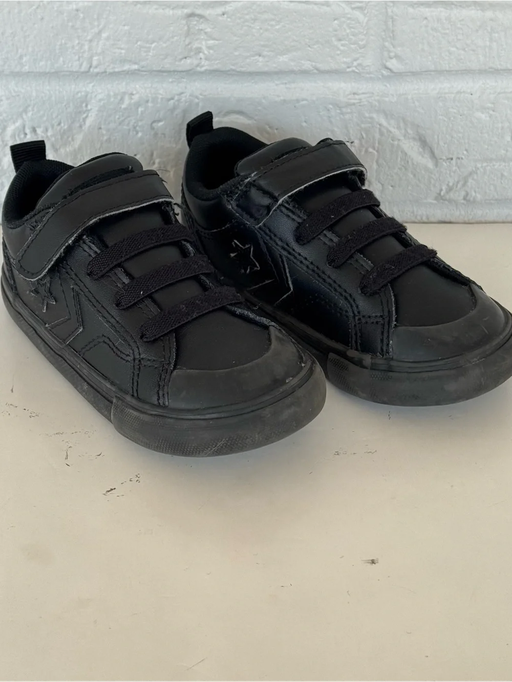 Converse ProBlazeLow Leather PreSchool Sneakers T9